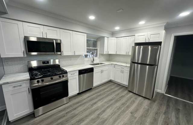 64 Grove Avenue - 64 Grove Avenue, Burlington County, NJ 08015