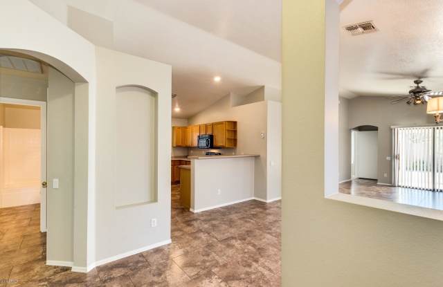 3423 E ESCUDA Road Gallery 2