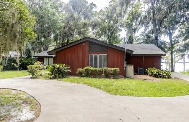 3348   STATE ROAD 13 - 3348 State Road 13 North, St Johns, FL 32259