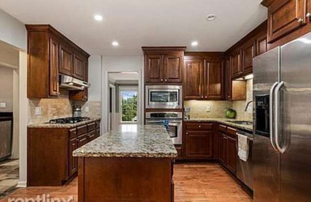 535 Calaveras Dr Gallery 4