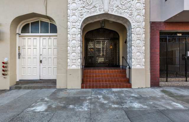 1835 Vallejo Gallery 2