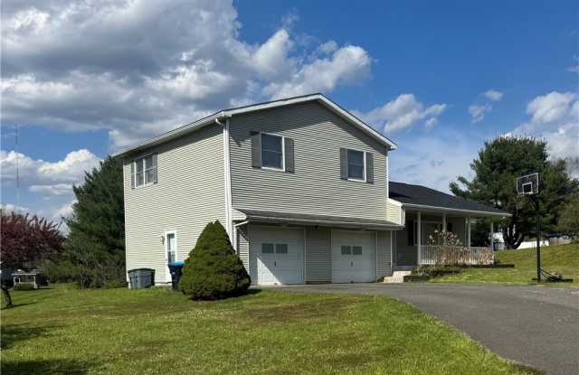 112 Central Drive Gallery 3