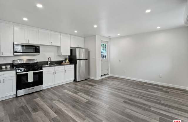 Peaceful 1 Bedroom Garden‑Level Apartment in Mount Washington Hills photos photos