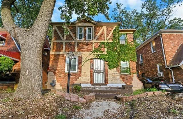 18494 Prairie Street photos photos