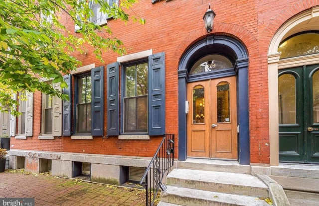 1704 WALLACE STREET Gallery 4