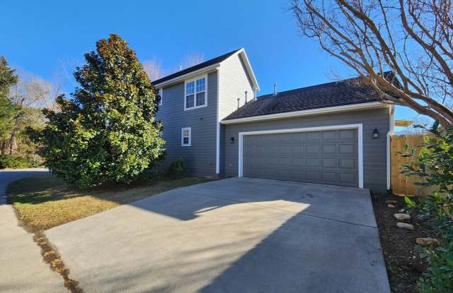 Black Mountain Rental-Cotton Creek Neigborhood Gallery 4