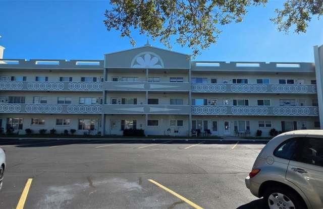 2257 WORLD PARKWAY BOULEVARD W photos photos