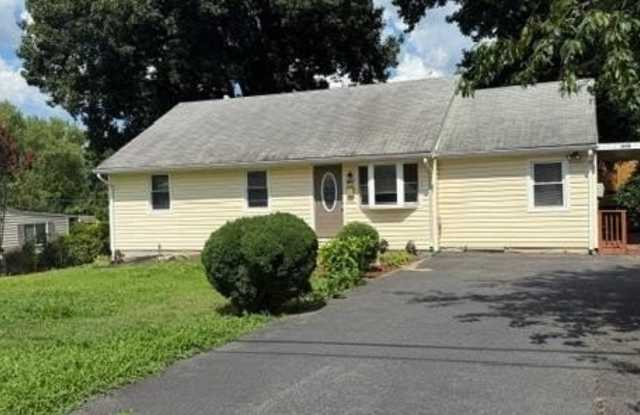 1803 ANDERSON Road Gallery 1