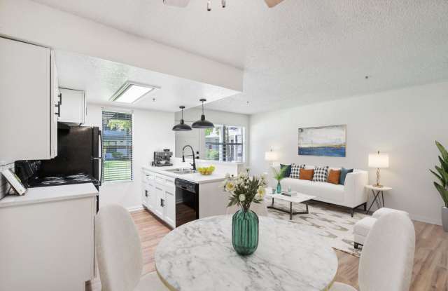 Palomar Apartment Homes Gallery 3