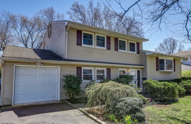 29 CYPRESS TER - 29 Cypress Terrace, Union County, NJ 07081