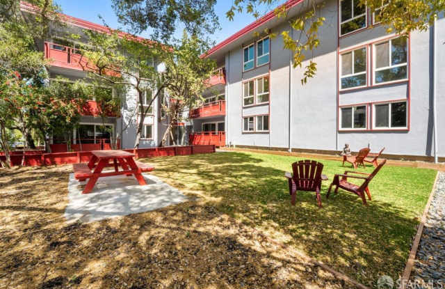 Carlmont Apartments - Entire Building Remodeled - 1 Month Free, No Pet Fee photos photos Carlmont Apartments - Entire Building Remodeled - 1 Month Free, No Pet Fee photos photos