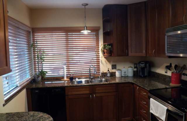 2268 Warfield Way Unit A Gallery 4
