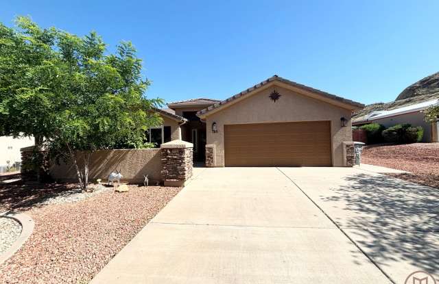Beautiful home in La Verkin with all the views! photos photos