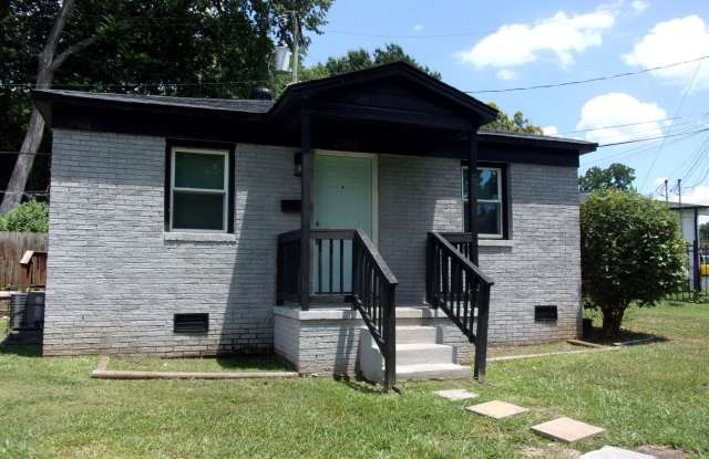 2 Bedroom 1 Bath Home Minutes from Uptown Charlotte photos photos 2 Bedroom 1 Bath Home Minutes from Uptown Charlotte photos photos