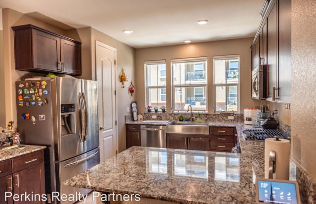 526 Barcelona Loop - 526 Barcelona Loop, Milpitas, CA 95035