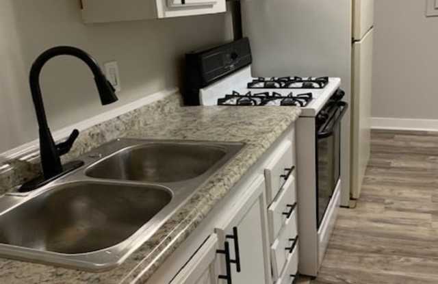 460 Locust - Unit 3 photos photos