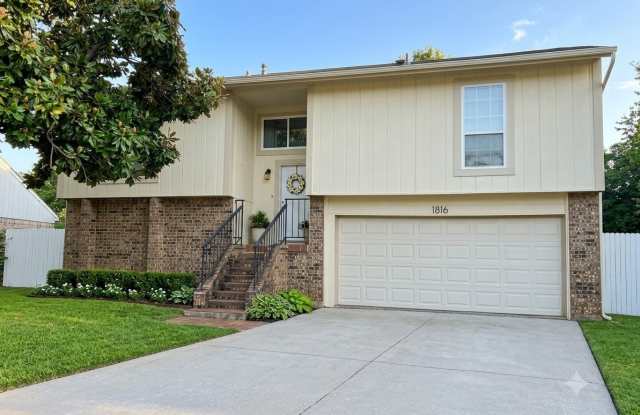 1816 Chestnut Court Gallery 1