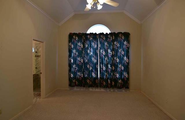 5213 Teddington Park Drive Gallery 4