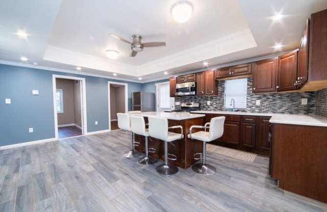 Well-Maintained 3-Bedroom Single-Family Home with Bonus Room, Updated Interior & Outdoor Patio in Vineland Gallery 3
