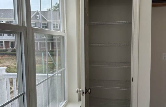 Coming Soon! End unit townhome in Darley Green! Gallery 4