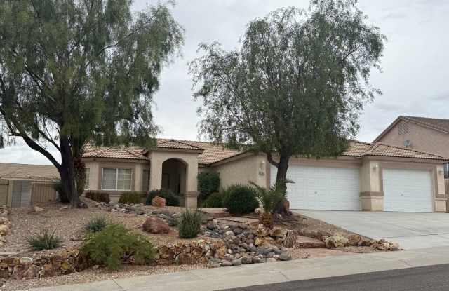 Beautifully Landscaped Home in Desert Foothills photos photos