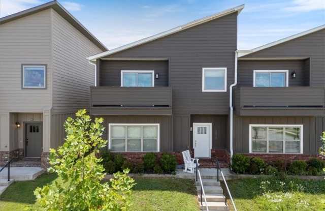 2616  N Ward  DR photos photos