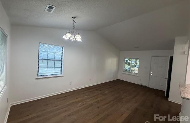 5008 Aberdun Court Gallery 4