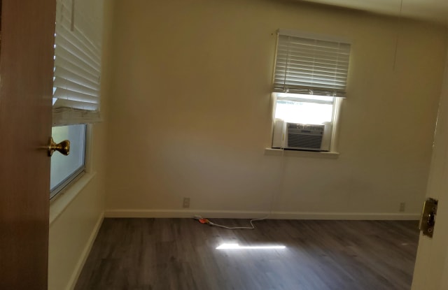 4445 Markley Road photos photos