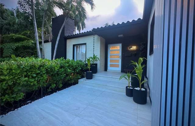 7700 Coquina Dr Gallery 2