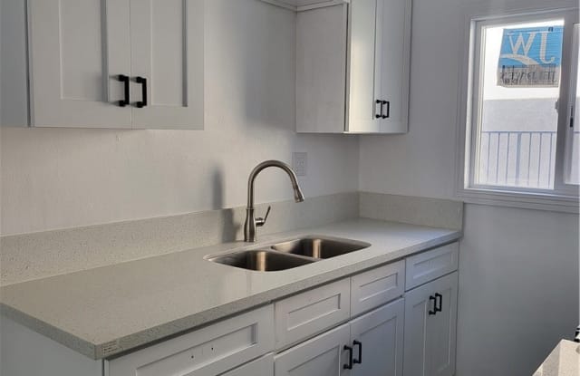 454 W Valencia Drive - 454 West Valencia Drive, Fullerton, CA 92832