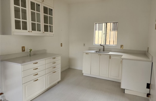 2822 Sierra Street - 2822 Sierra Street, Los Angeles, CA 90031