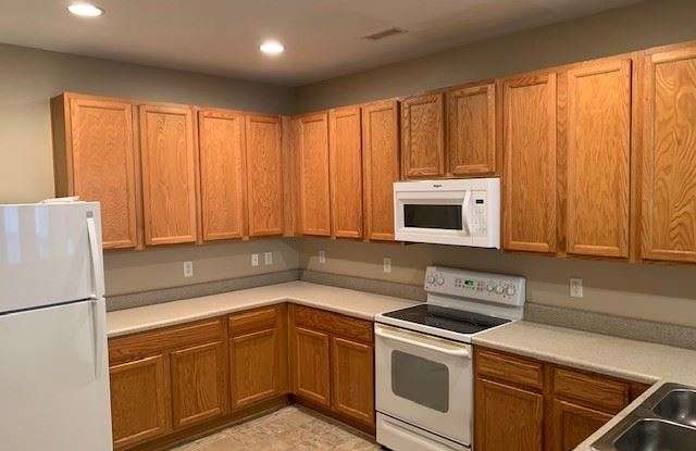 3613 Pinkham Way Gallery 4