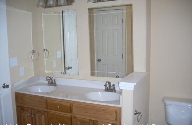 1236 Hetlage Way Gallery 3