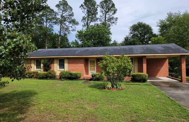ORANGEBURG - 243 Whippoorwill Road, Orangeburg County, SC 29118 ORANGEBURG - 243 Whippoorwill Road, Orangeburg County, SC 29118