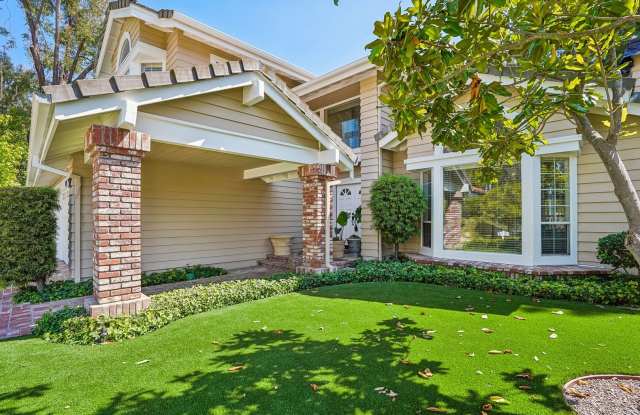 22322 Cairnloch Street, Calabasas Gallery 3