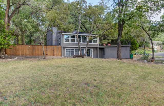 58 E Lakeshore Drive Gallery 3