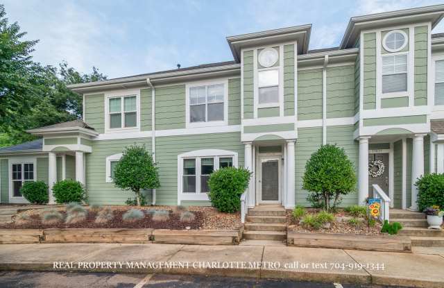 3BR Townhome - Lake Living in Vineyard Point with Boat Slip Access Near Lake Norman photos photos