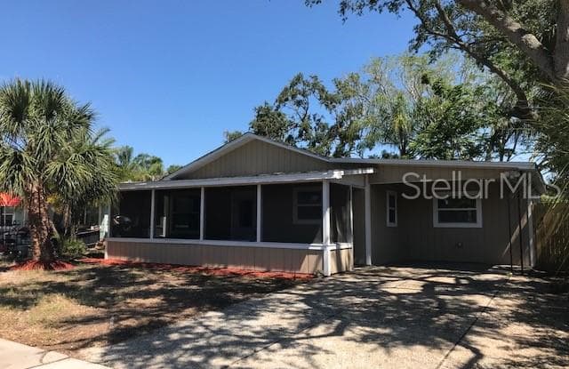 1325 ILLINOIS AVENUE - 1325 Illinois Avenue, Palm Harbor, FL 34683