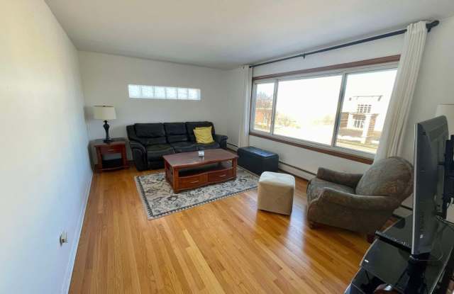 6309 W Touhy Avenue Gallery 2