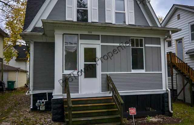 724 E Washington St - 724 East Washington Street, Joliet, IL 60433