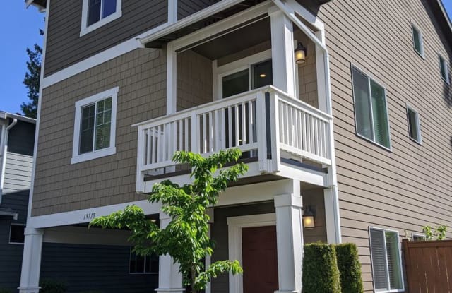 19715 26th Ave W - 19715 26th Ave W, Alderwood Manor, WA 98036