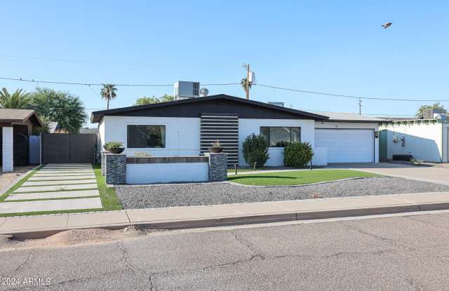 3213 E Emile Zola Avenue - 3213 East Emile Zola Avenue, Phoenix, AZ 85032