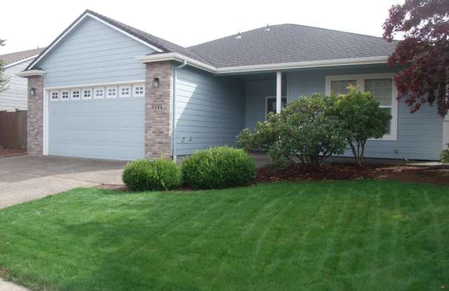 Newer 3 Bedroom Home in SW Albany Ready To Move Into - 1586 Cougar Court Southwest, Albany, OR 97321