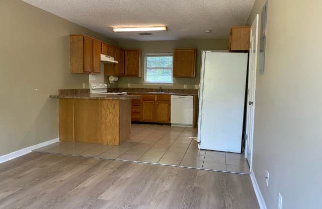 129 Shadowrock Drive - A Gallery 4