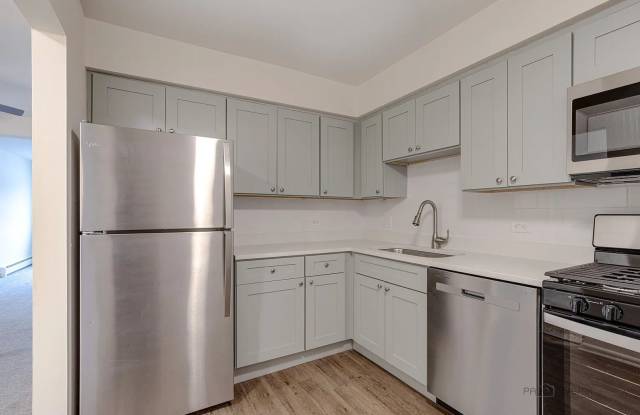 2 Bedroom Apartment in Libertyville photos photos