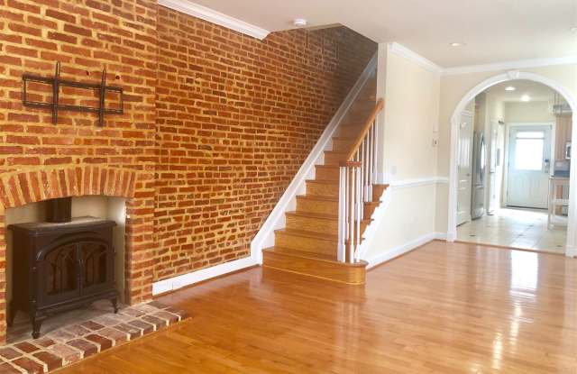 2923 Fait Ave Gallery 2