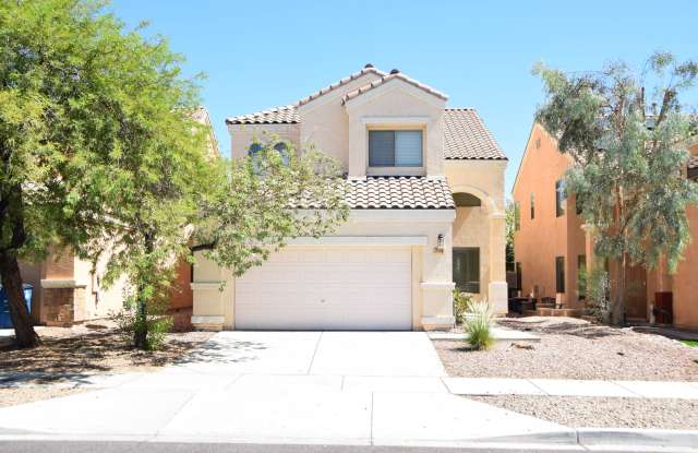 SPACIOUS 4 BEDROOM 3 FULL BATH TWO-STORY HOME IN NW Gallery 3
