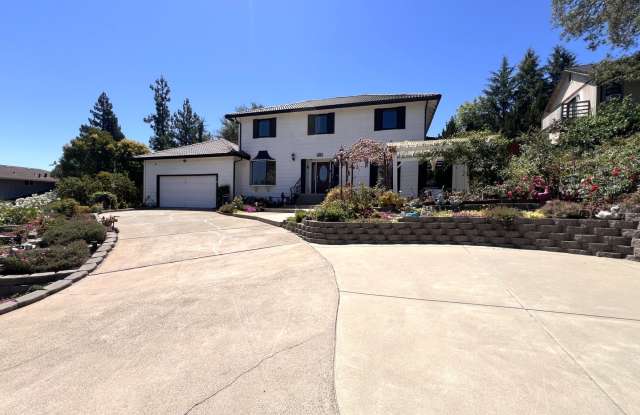 Spacious El Dorado Hills 4bd/3ba Home with Large Backyard photos photos