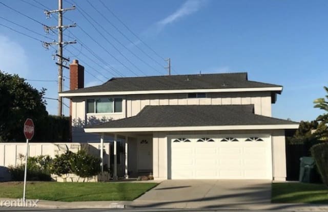 10011 Sprit Cir - 10011 Sprit Circle, Huntington Beach, CA 92646