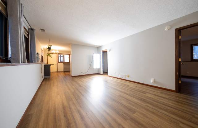 2101 24th Ave. S., Unit 1 Gallery 2
